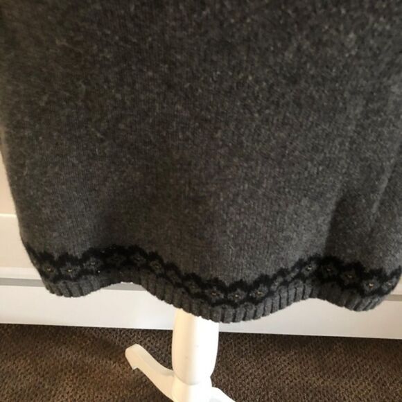 BCBG MaxAzria Gray Short-sleeve Sweater Dress - Size M - Picture 3 of 6